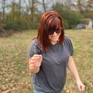 Meet your Posher, Elissa